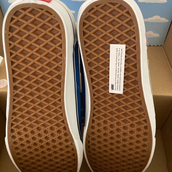 Host Pick New The Simpsons Vans Bouviers Sisters Men’s SZ 11 VN0A4VB521M Sneaker - Picture 5 of 15